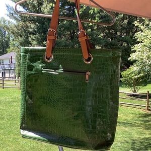 Emerald green tote bag